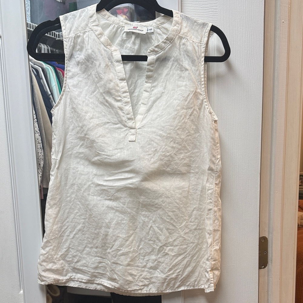 Vineyard Vines 100% Linen Sleeveless Blouse